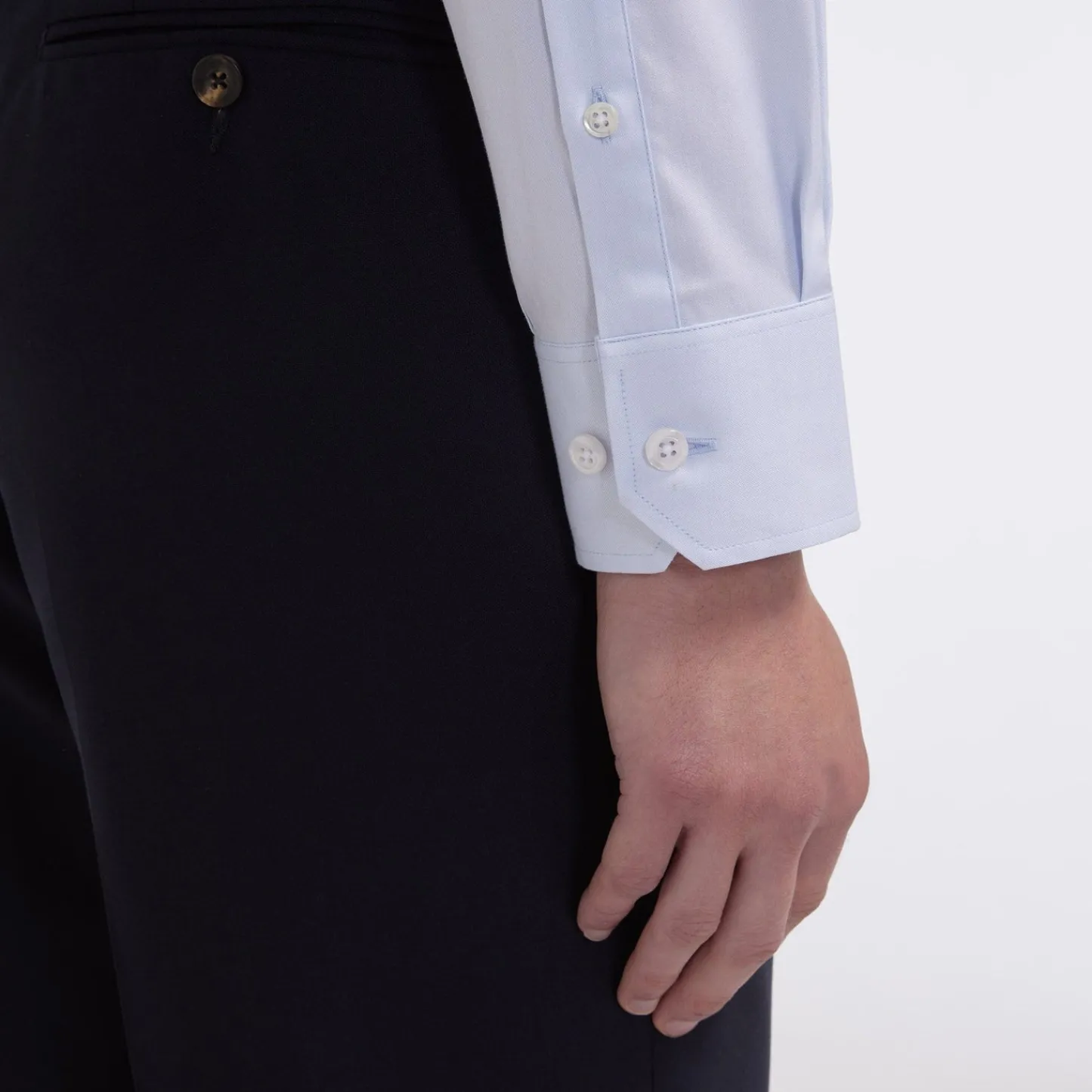 HAST Chemise cintrée en oxford double retors> Les Essentiels | Cintrée