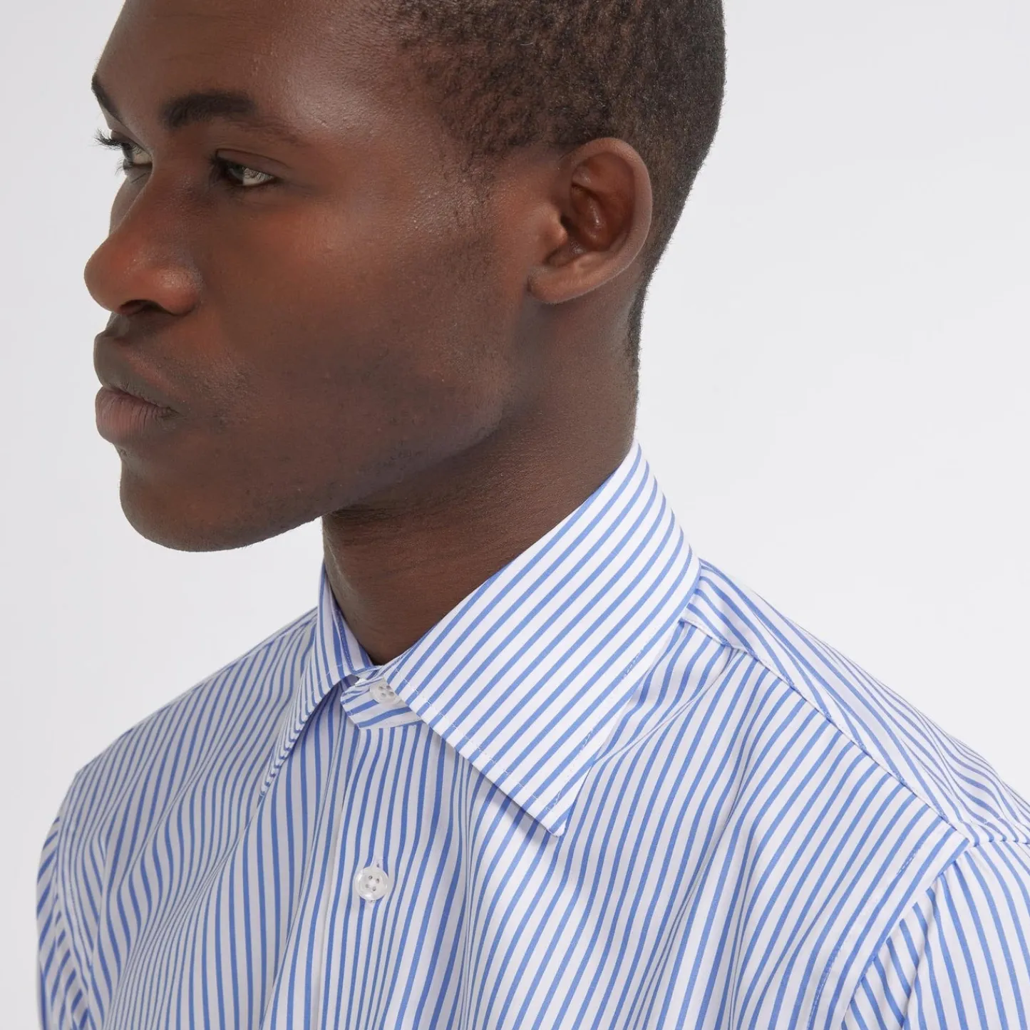 HAST Chemise cintrée en popeline à rayures bleues et blanches> Cintrée | Chemises Bleues