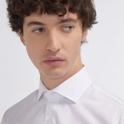 HAST Chemise cintrée en popeline double retors he> Les Essentiels | Cintrée