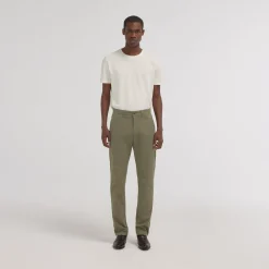 HAST Chino><noscript><img width=
